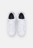 Tommy Hilfiger SIGNATURE COURT Trainers white ПОДПИСЬ СУД Кроссовки белый