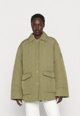 Tommy Hilfiger QUILTEDSORONA SHORT SHACKET Winter jacket parks QUILTEDSORONA SHORT SHACKET Зимняя куртка парки