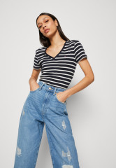Tommy Hilfiger BALLOON SASHIKO Relaxed fit jeans lyra BALLOON SASHIKO Джинсы свободного кроя лира