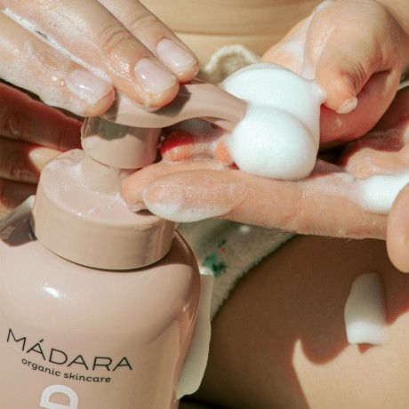 MADARA KIND Wash Foam Пена для мытья KIND