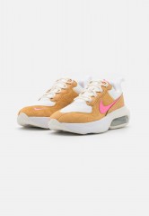 Nike Sportswear AIR MAX VERONA Sneaker low sail/electro orange/twine/white AIR MAX VERONA Низкие кроссовки женские парус/электро оранжевый/шпагат/белый
