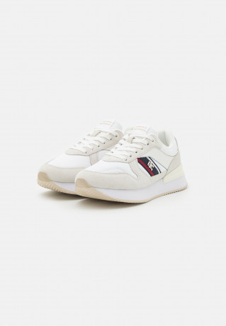 Tommy Hilfiger CORP WEBBING RUNNER Trainers white CORP WEBBING RUNNER Кроссовки белый