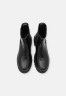 Tommy Hilfiger PREPPY OUTDOOR LOW BOOT Platform ankle boots black PREPPY OUTDOOR LOW BOOT Ботильоны на платформе черный
