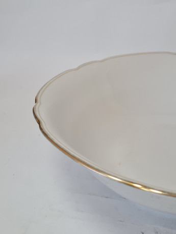 Сервировочная тарелка винтажная Bareuther Bavaria, белый фарфор с позолоченным ободком, 23 x 7 см, Германия, 1960-70гг.