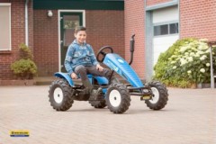 BERG Go-Kart mit XL-Rahmen New Holland Blau mit Dreigangschaltung ab 5 Jahren Карт с рамой XL New Holland Blue с тремя передачами от 5 лет