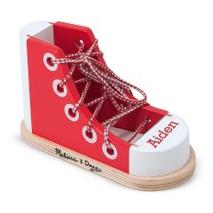 Melissa  Doug Deluxe-Sneaker aus Holz zum Schnuren кроссовки Deluxe на шнуровке
