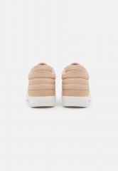 Tommy Hilfiger FEMININE ELEVATED Trainers misty blush FEMININE ELEVATED кроссовки туманный румянец