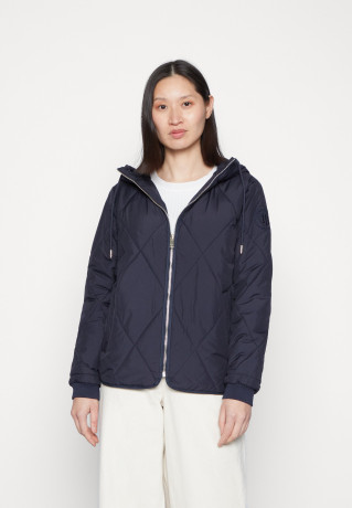 Tommy Hilfiger SORONA QUILTED JACKET Light jacket desert sky СТЕГАНАЯ КУРТКА SORONA Легкая куртка небо пустыни