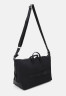 Tommy Hilfiger CENTRAL REPREVE WEEKENDER UNISEX Weekend bag black CENTRAL REPREVE WEEKENDER UNISEX Сумка выходного дня черный