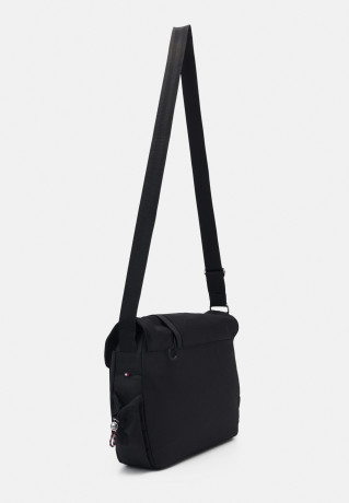 Tommy Hilfiger TECH ESSENTIAL Across body bag black TECH ESSENTIAL Сумка через плечо черный