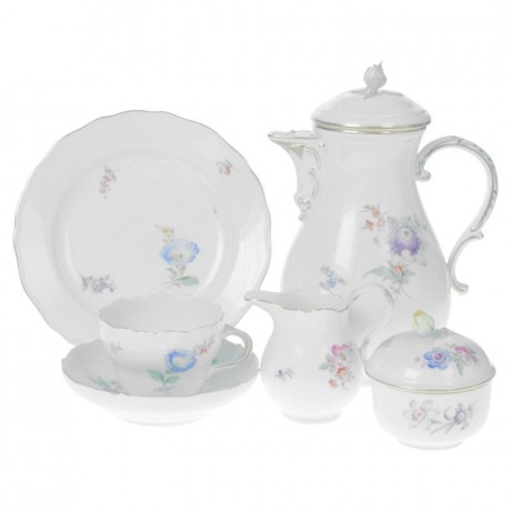 Meissen Meissen 'Neuer Ausschnitt - Blume 2 seitlich leichte Manier gestreut bunt mit Goldrand' Kaffeeservice 6 Personen 21-tlg. Мейсен "Новый срез - цветок 2 стороны светлый манер разбросаны красочные с золотым ободком" кофейный сервиз 6 персон 21 шт.