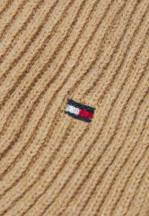 Tommy Hilfiger ESSENTIAL FLAG SCARF Scarf countryside khaki ШАРФ ESSENTIAL FLAG Шарф загородный хаки