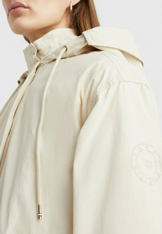 Tommy Hilfiger HOODED  Parka light sandalwood С КАПЮШОНОМ Парка светлое сандаловое дерево