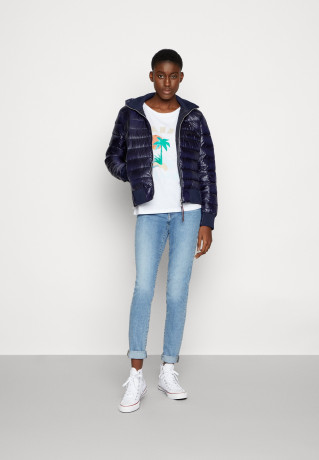 Tommy Hilfiger SPORTY SORONA Winter jacket desert sky SPORTY SORONA Зимняя куртка небо пустыни