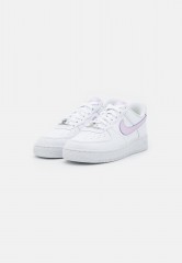 Nike Sportswear AIR FORCE 1 Sneaker low white/doll white/metallic silver AIR FORCE 1 Низкие кроссовки женские белый/кукольный белый/серебристый металлик