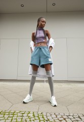 Nike Sportswear W AIR MAX BLISS NN Sneaker low summit white/metallic silver/black/light silver/enamel green/barely green W AIR MAX BLISS NN Низкие кроссовки женские вершина белый/серебристый металлик/черный/светло-серебристый/зеленая эмаль/зеленоватый