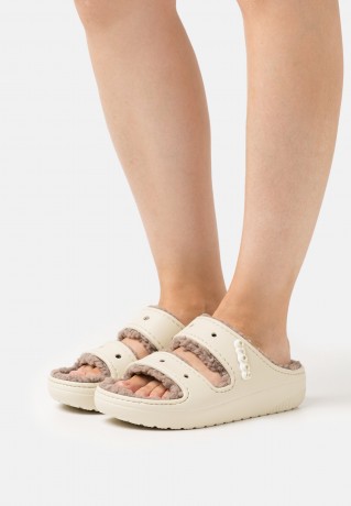 Crocs CLASSIC COZZZY Hausschuh bone/mushroom CLASSIC COZZY Тапочки кость/гриб
