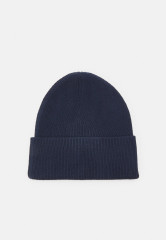 Tommy Hilfiger ESSENTIAL FLAG BEANIE Beanie space blue ESSENTIAL FLAG BEANIE Шапочка космический синий