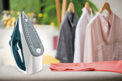 Tefal Tefal Dampfbugeleisen FV2839E0, Trocken-  Dampf, Cerilium-Sohle, 2400W, Blau, Weiss, 2400,00 W, Stabile Ruckkantenstutze, Anti-Tropf-Funktion, Variabler Dampf  Паровой утюг Tefal FV2839E0, сухой пар, подошва Cerilium, 2400 Вт, синий, белый, 2400,00 