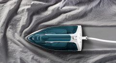 Tefal Tefal Dampfbugeleisen FV2839E0, Trocken-  Dampf, Cerilium-Sohle, 2400W, Blau, Weiss, 2400,00 W, Stabile Ruckkantenstutze, Anti-Tropf-Funktion, Variabler Dampf  Паровой утюг Tefal FV2839E0, сухой пар, подошва Cerilium, 2400 Вт, синий, белый, 2400,00 