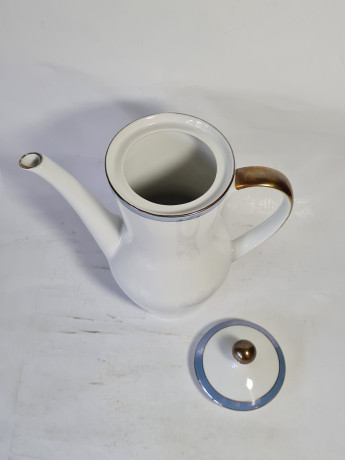 Чайник винтажный Winterling, белый фарфор со светло-голубым ободком и позолотой, 22 x 27,5 см, Германия, 1960-70гг.