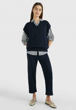 Tommy Hilfiger CROPPED STRAIGHT LEG Trousers desert sky УКОРОЧЕННЫЕ ПРЯМЫЕ БРЮКИ Брюки небо пустыни