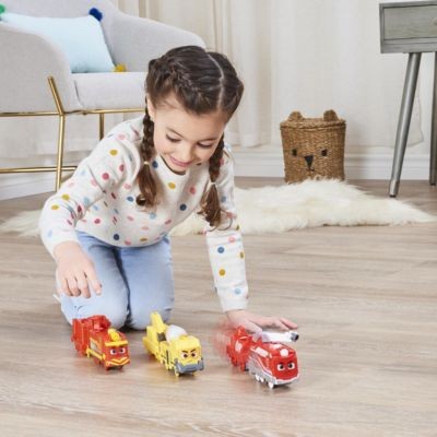Spin Master Mighty Express Motorisierter Zug Roter Retter mit Guterwaggon Красный спасатель с моторизованным поездом Mighty Express с товарным вагоном