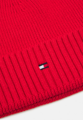 Tommy Hilfiger ESSENTIAL FLAG BEANIE UNISEX Beanie empire flame ESSENTIAL FLAG BEANIE UNISEX Шапочка пламя империи