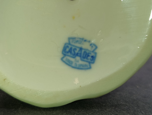 Статуэтка винтажная Casades "Девушка с собакой", в пастельных тонах, фарфор, 26 х 9 см, Испания, 1970-80гг.