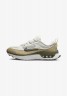 Nike Sportswear W AIR MAX BLISS NN Sneaker low light bone phantom limestone dark smoke grey W AIR MAX BLISS NN Низкие кроссовки женские светлый костяной фантомный известняк темный дымчато-серый