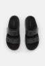 Crocs CLASSIC COZZZY Hausschuh black CLASSIC COZZY Тапочки черный