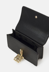 Tommy Hilfiger OUTLINE MINI CROSSOVER Across body bag black OUTLINE MINI CROSSOVER Сумка через плечо черный