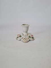 Подсвечник винтажный K D, белый фарфор с декором из роз и с позолотой, 7 x 10 см, Германия, 1960-70гг.