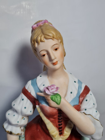 Статуэтка фарфоровая винтажная "Девушка с розой", 31 x 11 см, Германия, 1960-70гг.