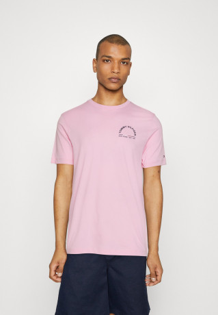 Tommy Hilfiger SHADOW TEE UNISEX Print T-shirt iconic pink SHADOW TEE UNISEX Футболка с принтом культовый розовый