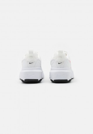 Nike Sportswear AIR MAX VERONA Sneaker low summit white/siren red/black/white AIR MAX VERONA Низкие кроссовки женские вершина белый/сирена красный/черный/белый