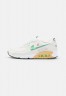 Nike Sportswear AIR MAX 90 XCAT Sneaker low summit white/neptune green/sail/phantom/off noir/ghost green AIR MAX 90 XCAT Низкие кроссовки женские белый на вершине/зеленый нептун/парус/фантом/черный цвет/зеленый призрак