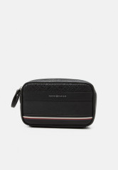 Tommy Hilfiger CENTRAL WASHBAG UNISEX Wash bag black UNISEX CENTRAL WASHBAG Мешок для стирки черный