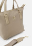 Tommy Hilfiger POPPY SMALL TOTE Handbag beige POPPY SMALL TOTE Сумочка бежевый