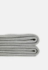 Tommy Hilfiger ESSENTIAL FLAG SCARF Scarf light grey heather ШАРФ ESSENTIAL FLAG Шарф светло-серый вереск