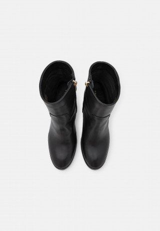 Tommy Hilfiger BELT HIGH HEEL BOOTIE Classic ankle boots black BELT HIGH HEEL BOOTIE Классические ботильоны черный