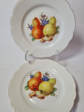 Набор тарелок винтажных Bareuther "Фрукты" с рельефным краем, ручная роспись, 6 шт., 15 см, фарфор, Германия, 1960-70гг.