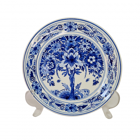 Набор винтажный Delft: ваза в форме амфоры и тарелка, фарфор, 22,5 x 10 см, 18,5 x 2 см, Нидерланды, 1960-70гг.