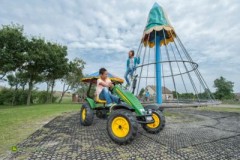 BERG Elektrisch Go-Kart mit XXL-Rahmen John Deere Grun ab 6 Jahren Электрический картинг с рамой XXL John Deere Green от 6 лет
