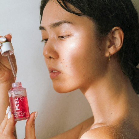 MADARA PEEL Hyaluron Intense Peel-serum PEEL Hyaluron Интенсивная сыворотка-пилинг