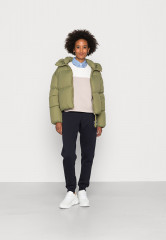 Tommy Hilfiger PUFFER JACKET Down jacket olive PUFFER JACKET Пуховик оливковое