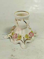 Подсвечники винтажные Fena Porzellan на 1 свечу с объемным декором  в виде роз, фарфор, 2 шт., 6 см, Германия, 1960-70гг.