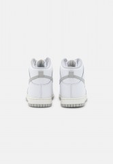 Nike Sportswear W DUNK HIGH Sneaker high white/grey fog/sail W DUNK HIGH Высокие кроссовки женские белый/серый туман/парус