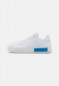 Nike Sportswear W AIR FORCE 1 FONTANKA Sneaker low white/universal blue/summit white W AIR FORCE 1 FONTANKA кроссовки женские низкие белый/универсальный синий/вершинно-белый