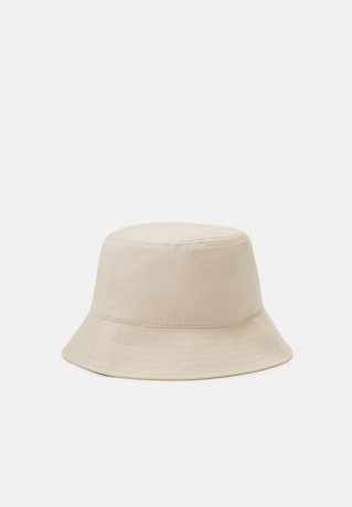 Tommy Hilfiger FLAG BUCKET UNISEX Hat classic beige FLAG BUCKET UNISEX Шапка классический бежевый